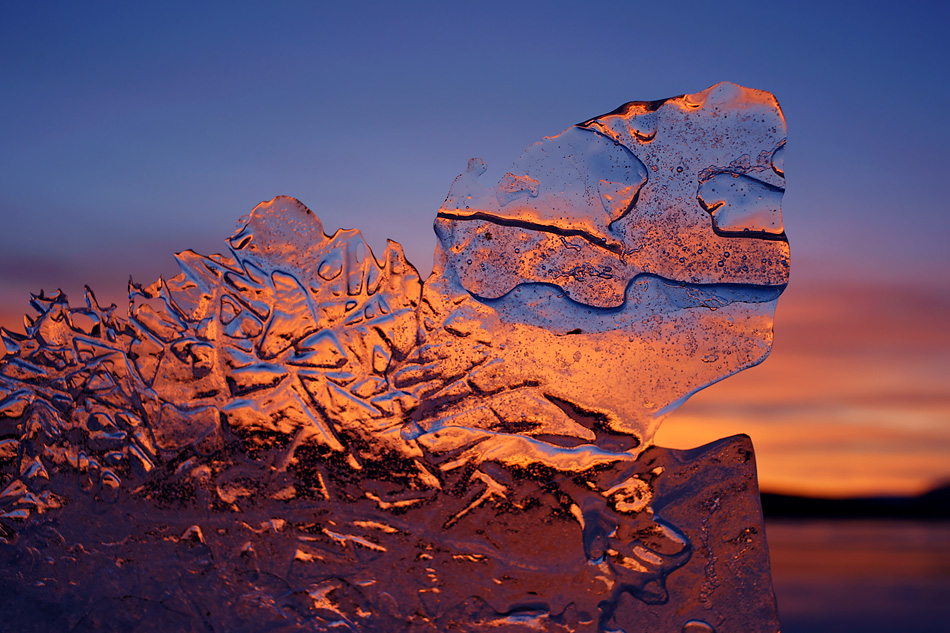 Island im Winter – Faszination Eis in der winterlichen Abenddämmerung