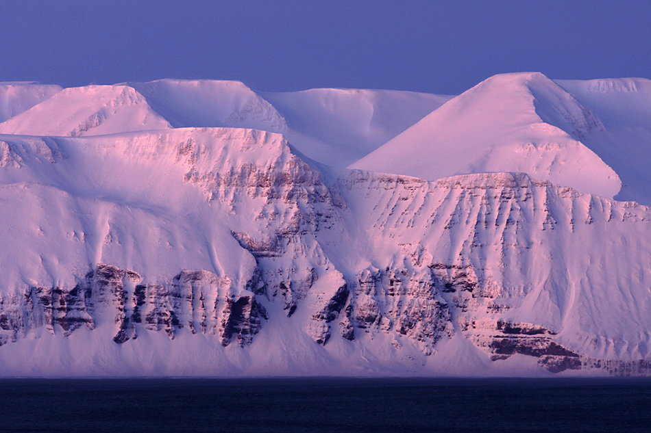 Island im Winter – Fotografisches Traumlicht am Viknafjöll