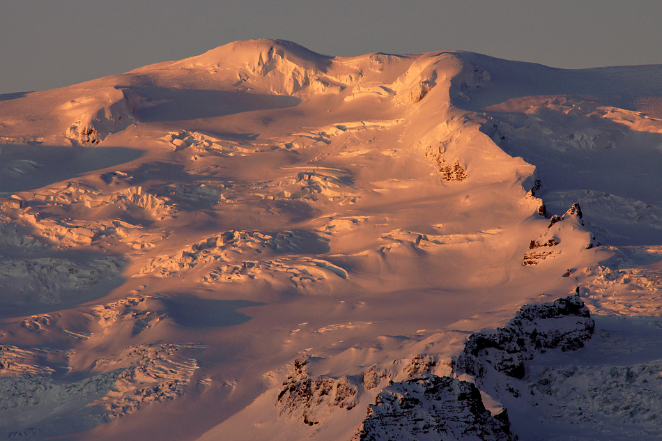 Island im Winter – Morgenlicht der Extraklasse