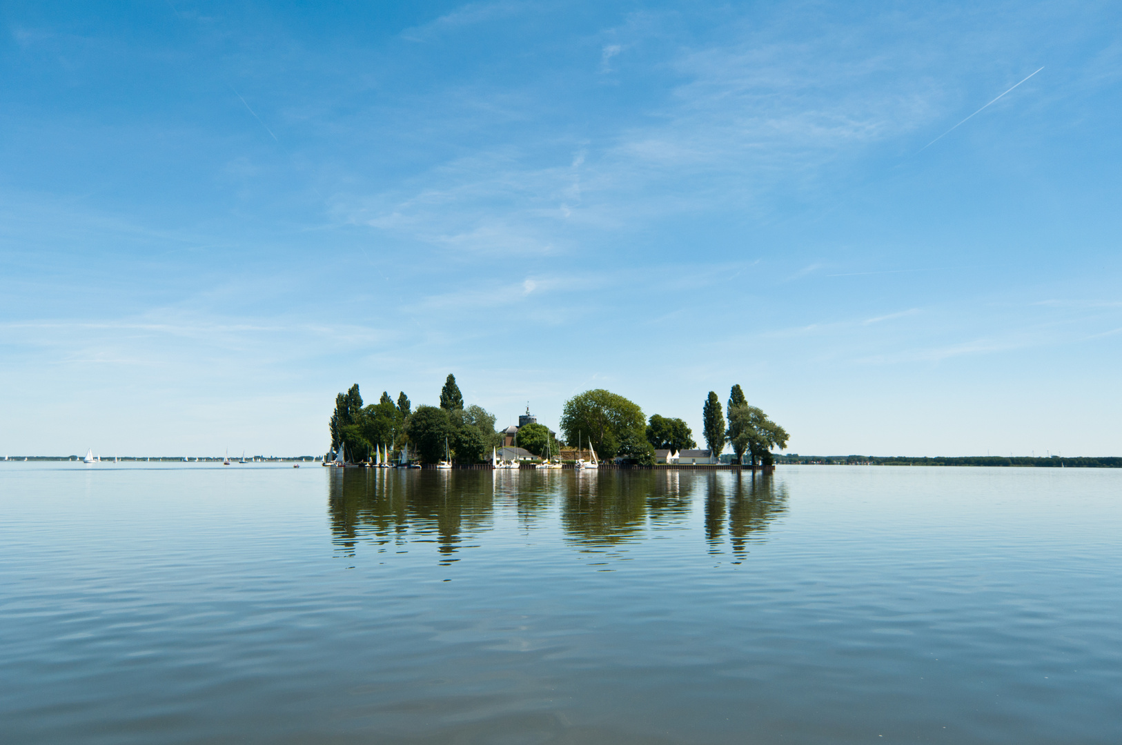 Island in the sun - Steinhuder Meer