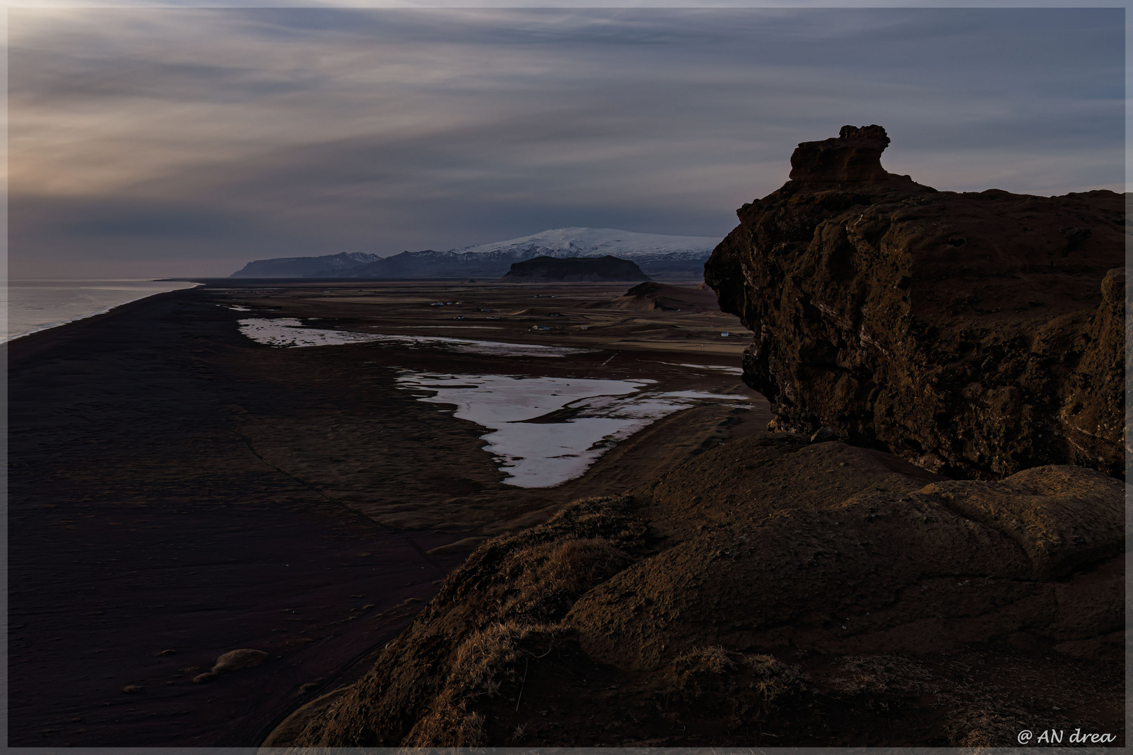 Island Kap Dyrhólaey mit Reynisfjara und Reynisdrangar 