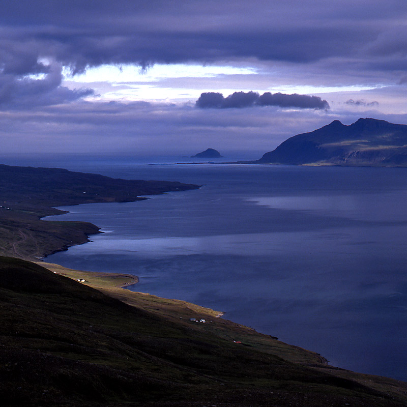 ISLAND- Reydarfjördur