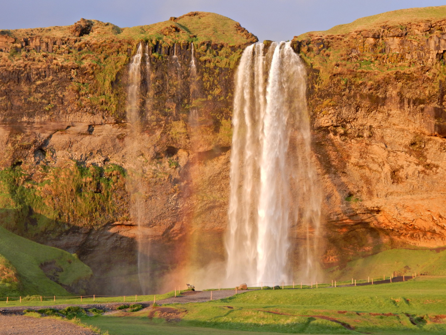 Island - Seljalandsfoss