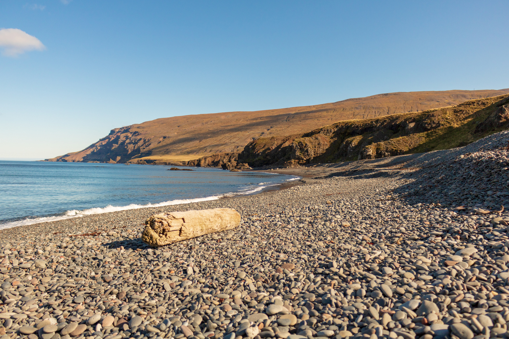 Island Skjólfjörur Beach