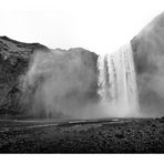 Island- Skógafoss Wasserfall