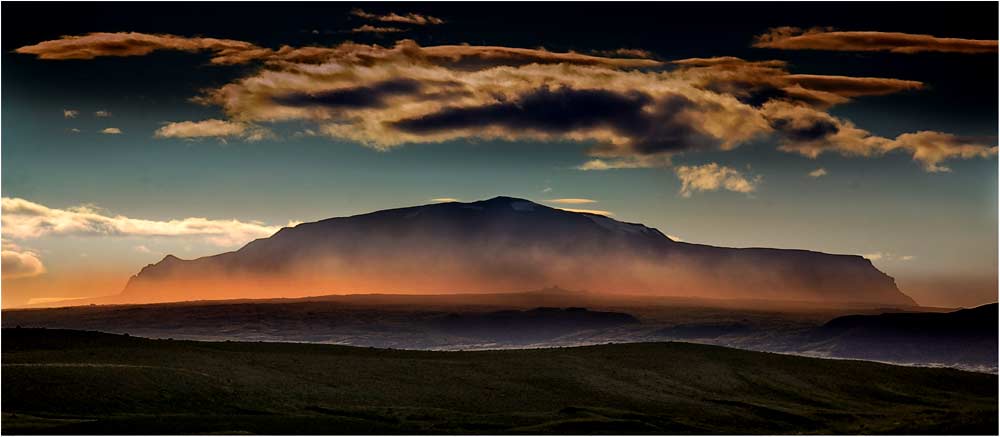 Island Südwest - Sandsturm bei Sonnenuntergang