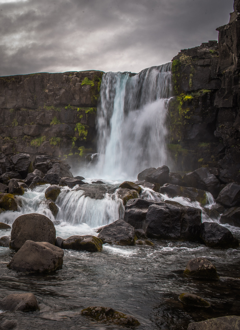 Island Thingvellir - Abendstimmung am Wasserfall