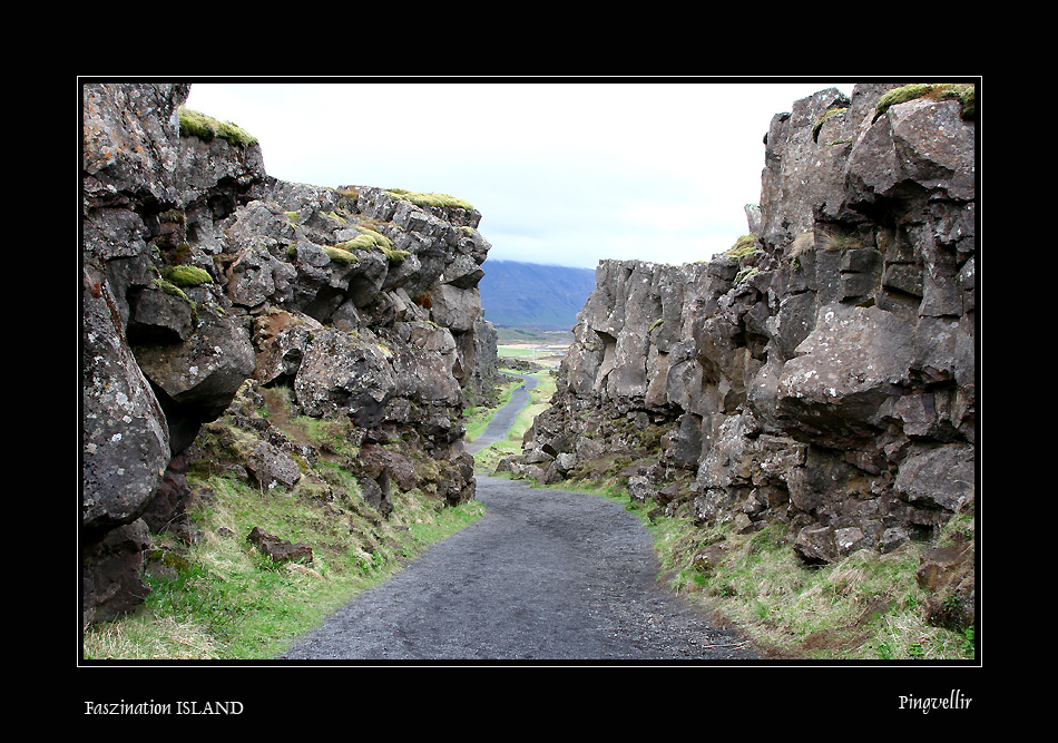 ISLAND...........1 Þingvellir