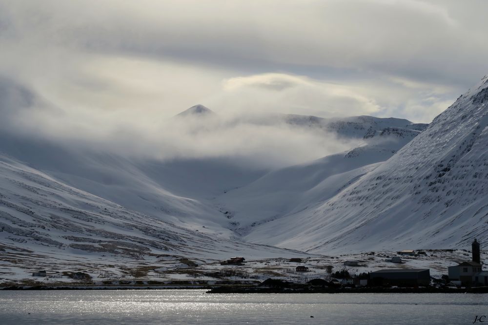 " ISLANDE "