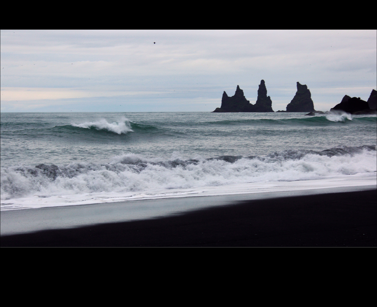 ISLAND.Reynisdrangar.