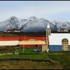 Islands bauernhof mit Kirche