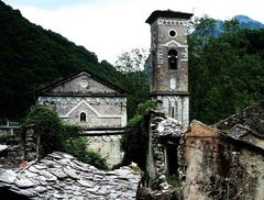 Isola Santa -- der Kirchturm