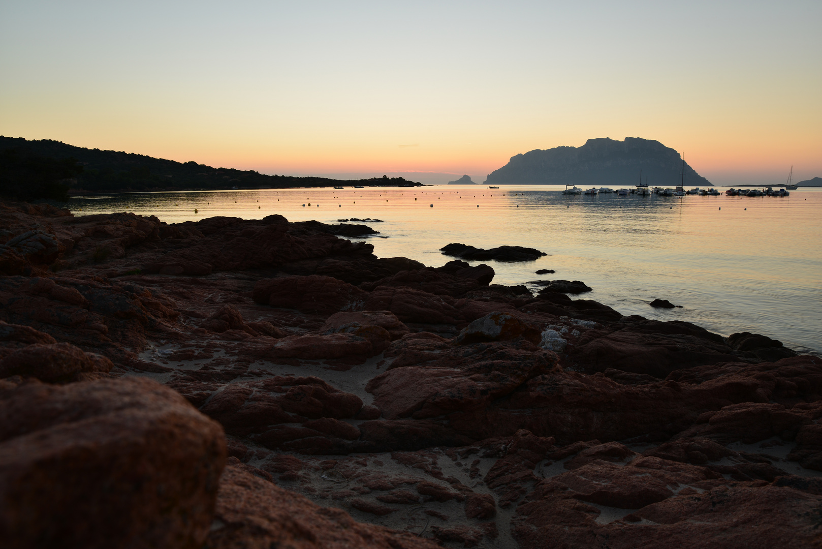 Isola Tavolara am Morgen