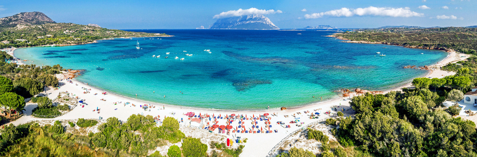 Isola Tavolara Sardinien-Drohnenaufnahme