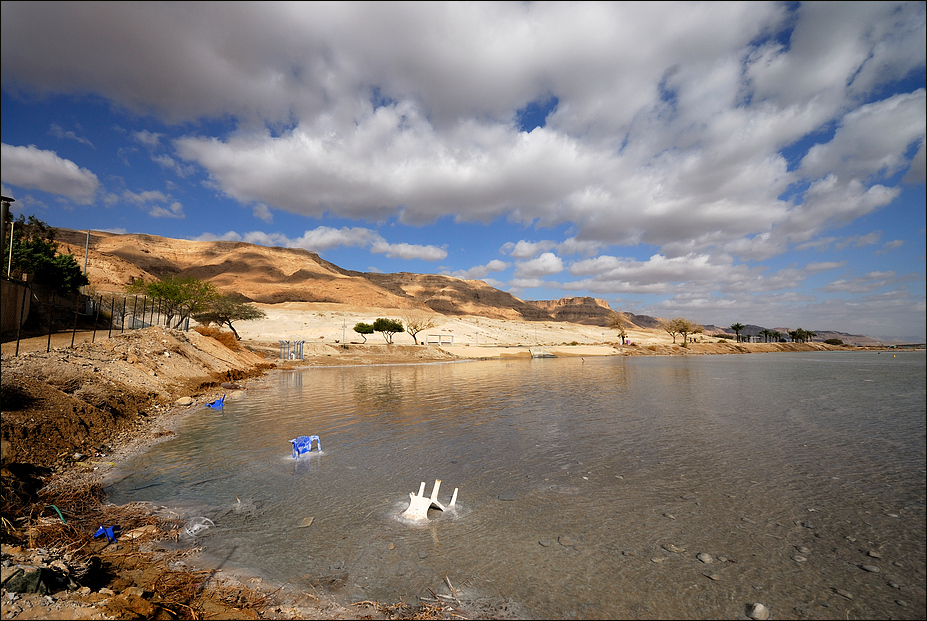 Israel, Totes Meer: Nicht nur Idylle (2)