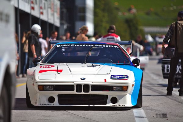 ...ist er nicht ein Prachtkerl?...