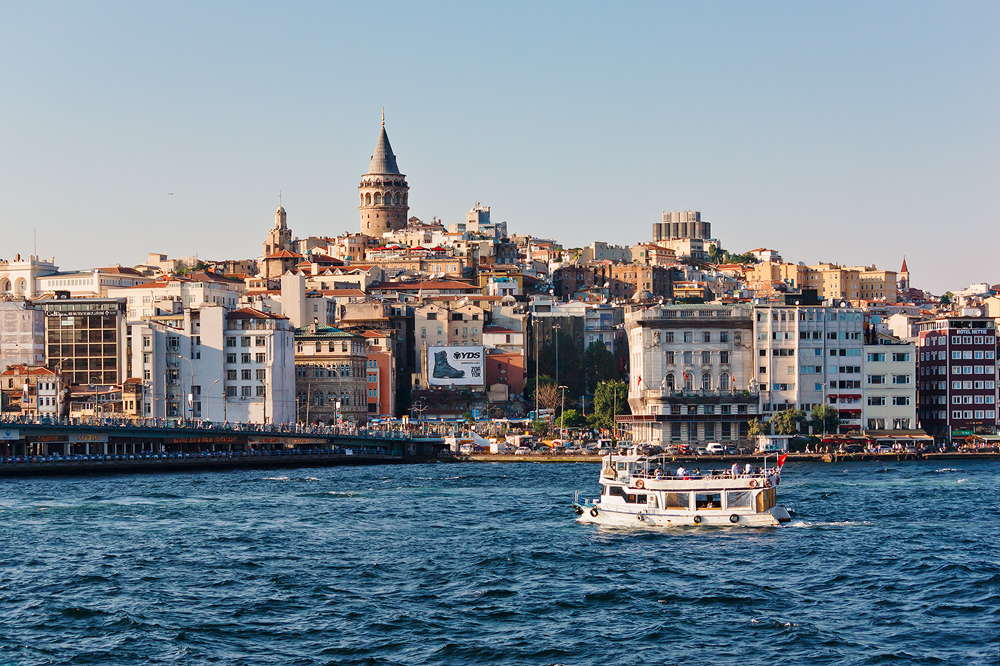 Istanbul # 13 - Blick über das Goldene Horn