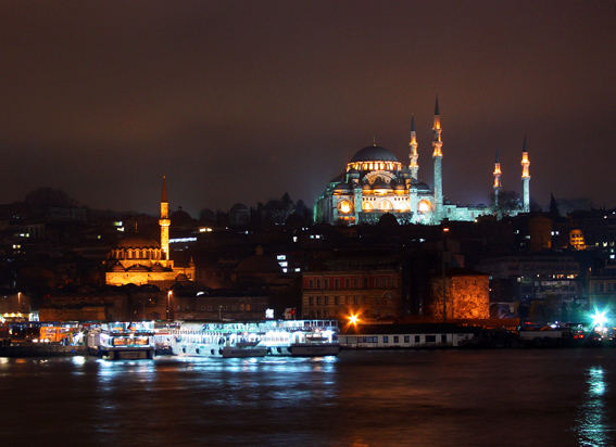 Istanbul at 12°° Night