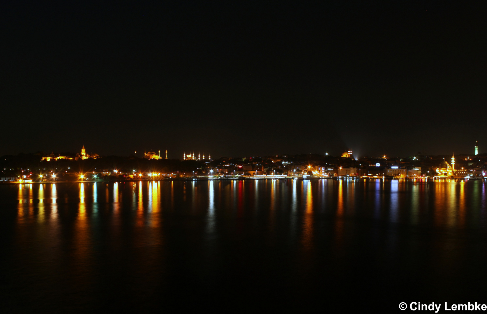 Istanbul bei Nacht