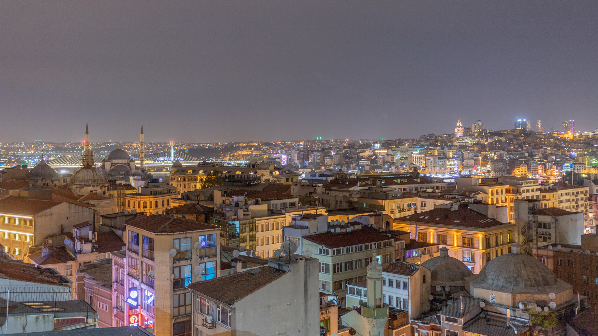 Istanbul bei Nacht