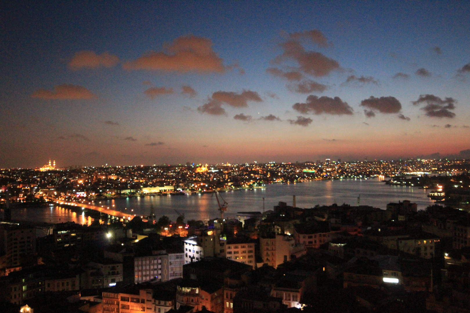 Istanbul bei Nacht