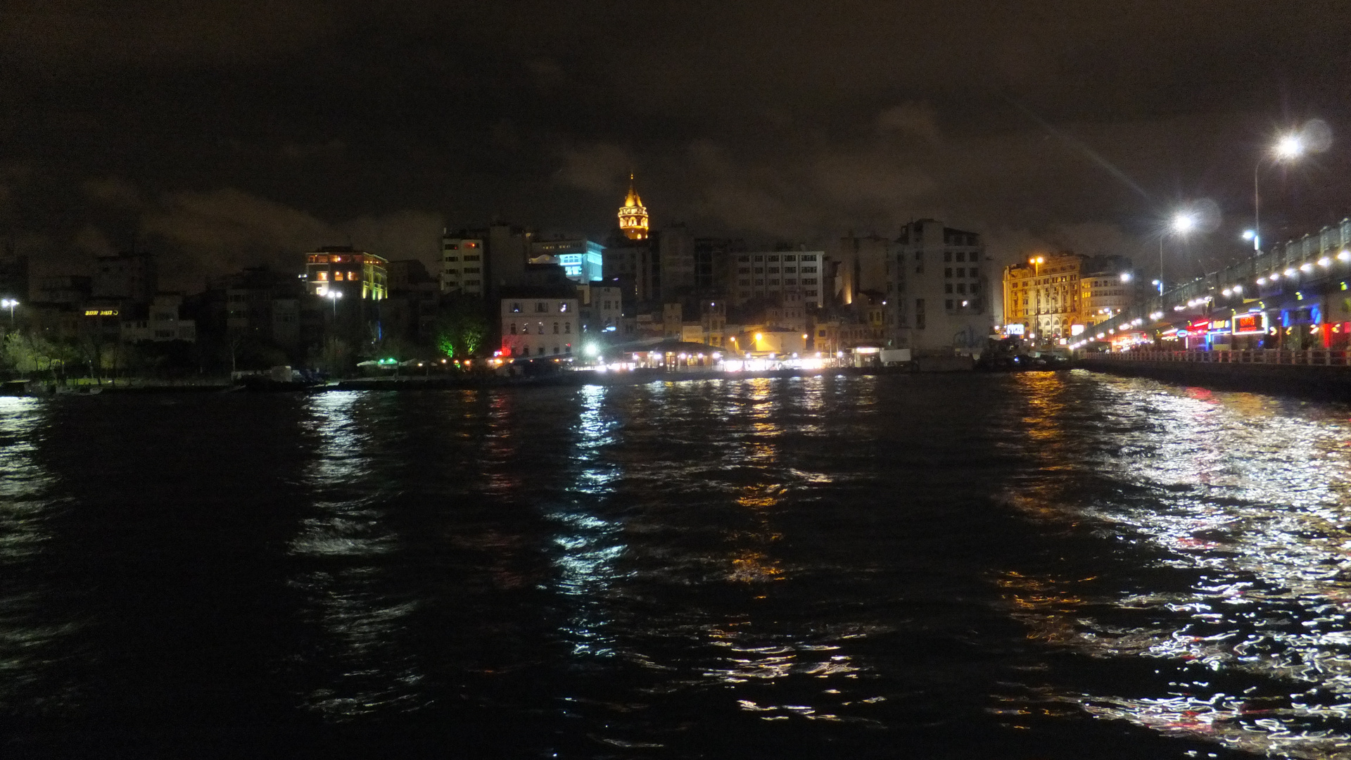 Istanbul Bereketzade Nachtstimmung III