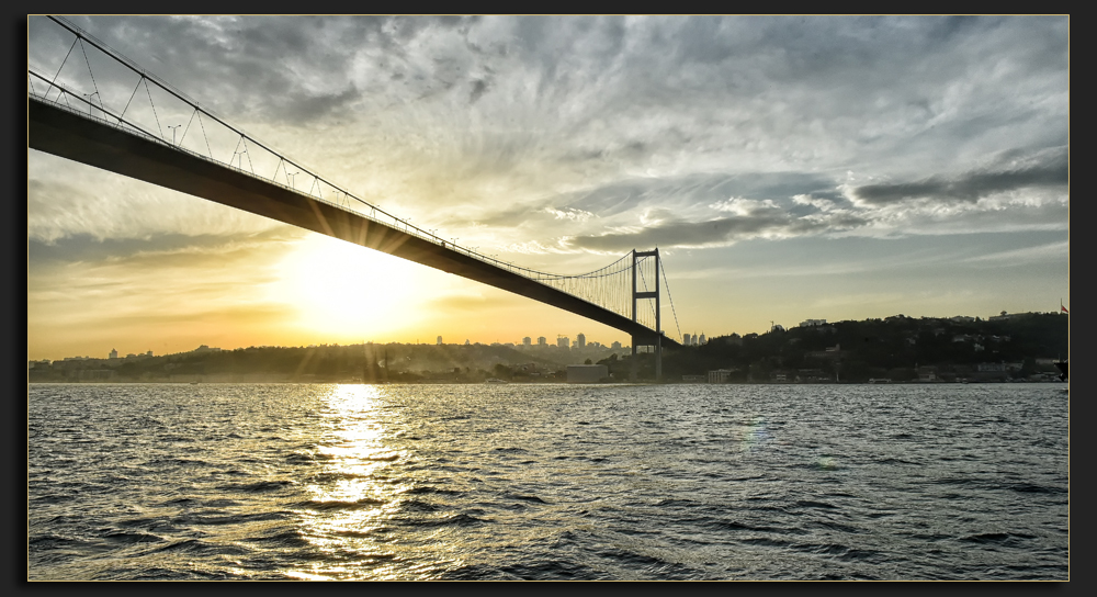 Istanbul - Bosporus Brücke II