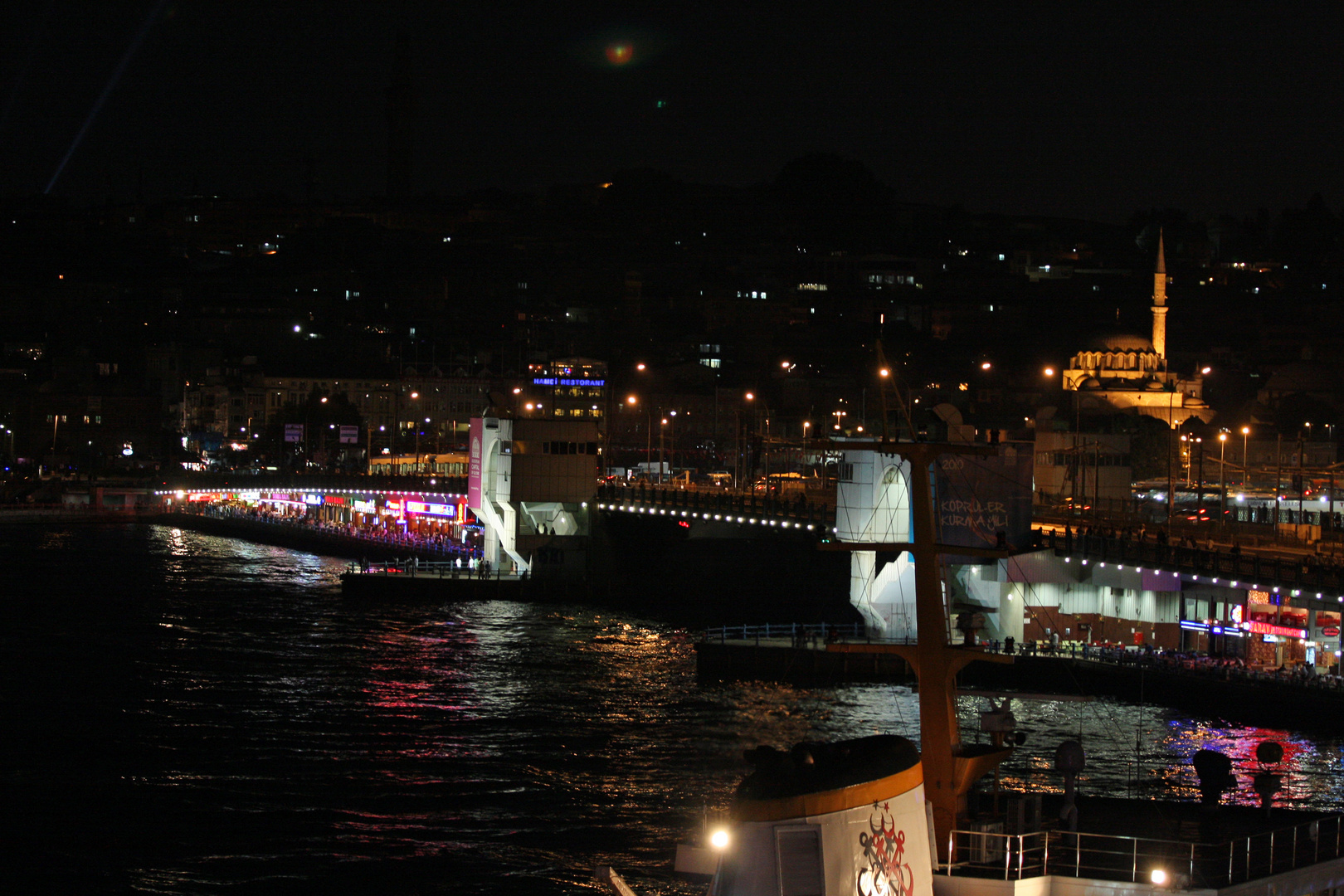 Istanbul, Galata-Brücke bei Nacht