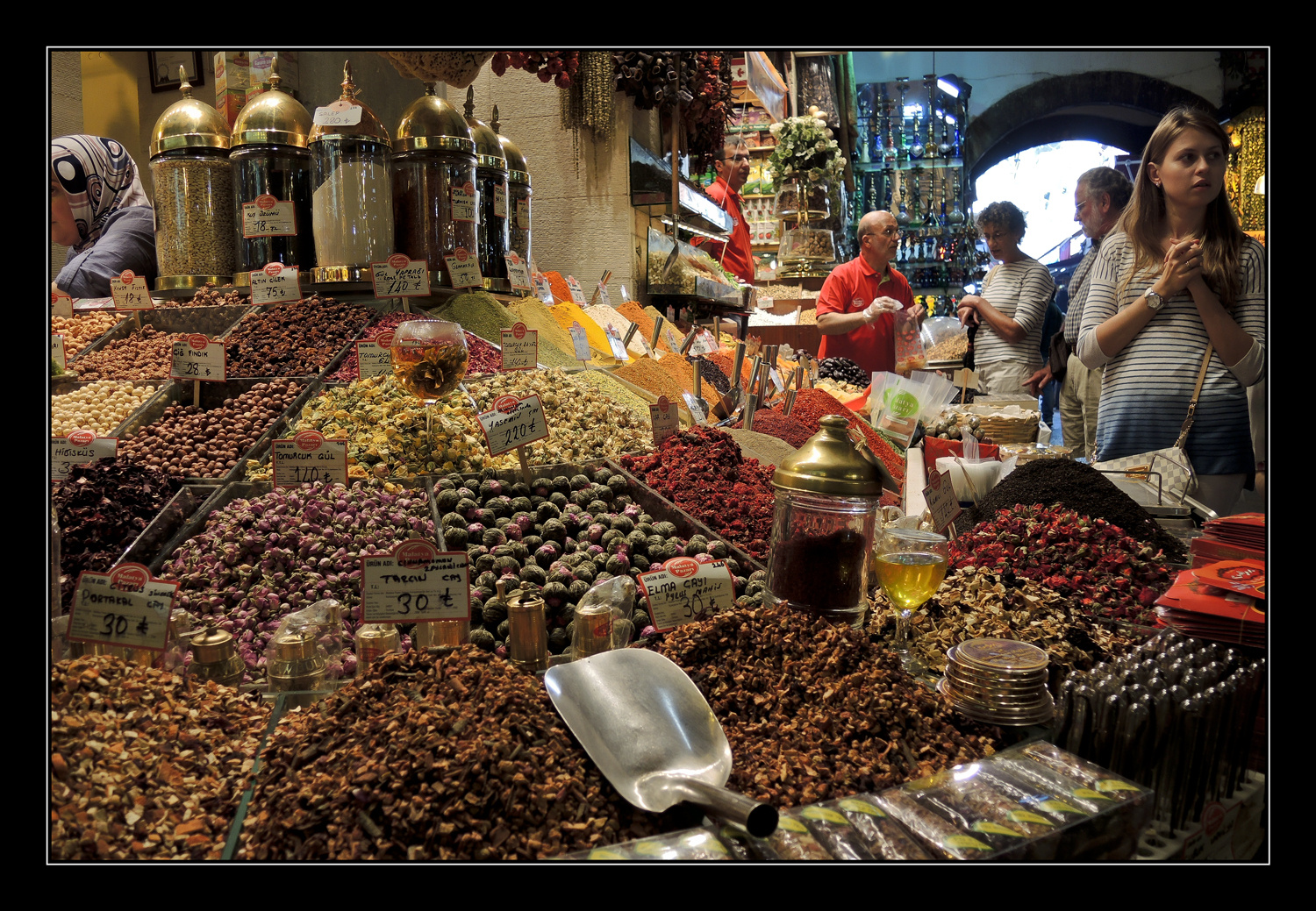 Istanbul Gewürzmarkt am goldenen Horn
