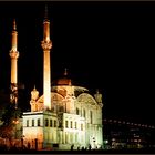 Istanbul: Moschee und Bosporus-Brücke