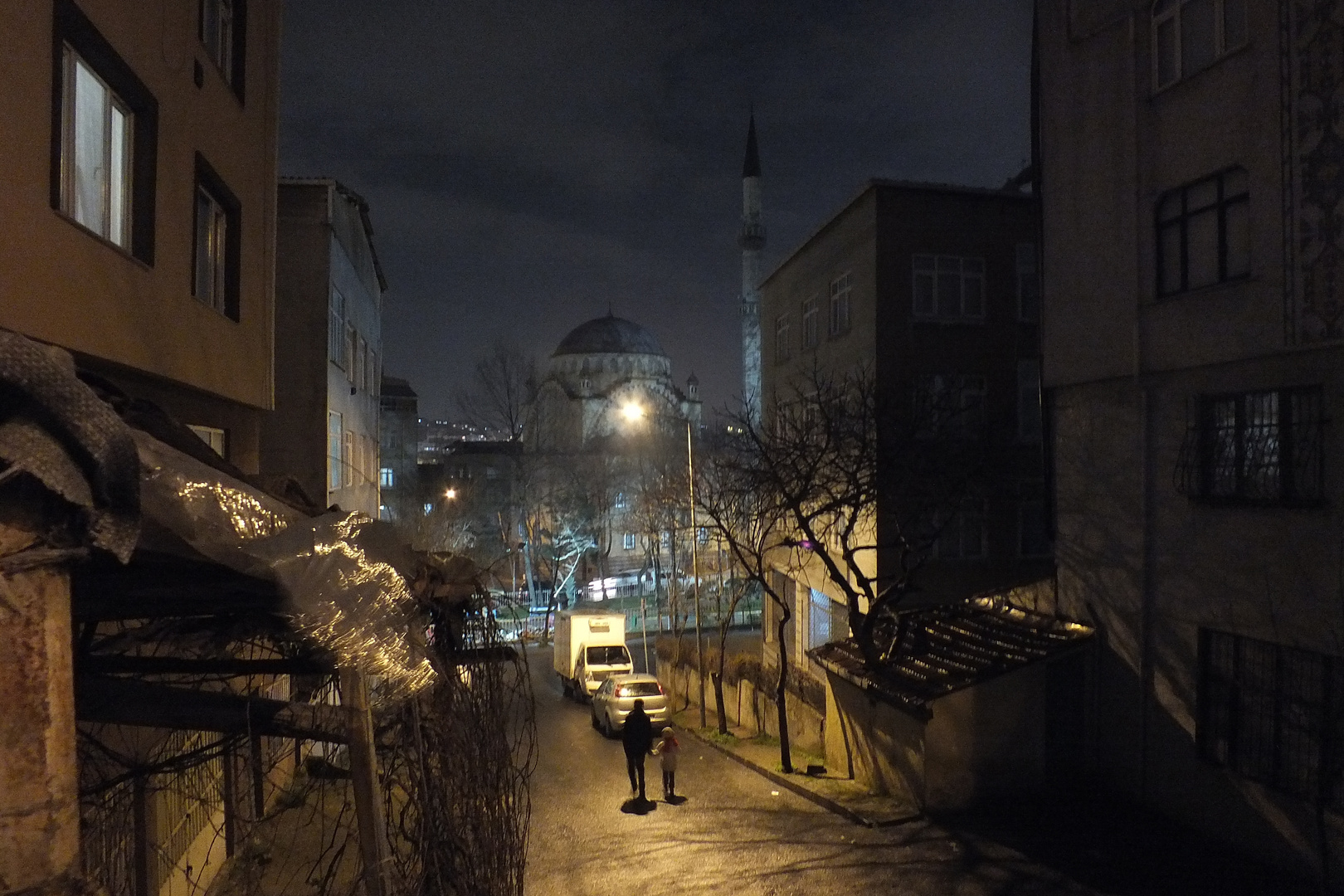 Istanbul, Nebenstraße bei Nacht