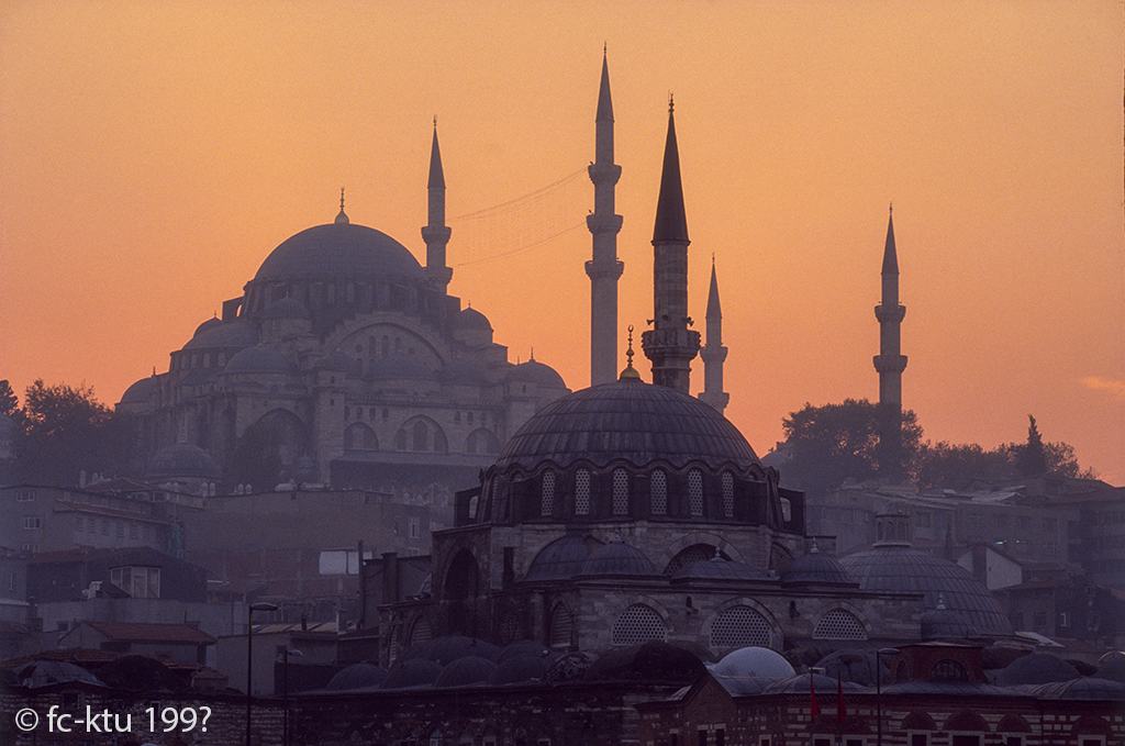 Istanbul:  Rüstem Pasa Cami