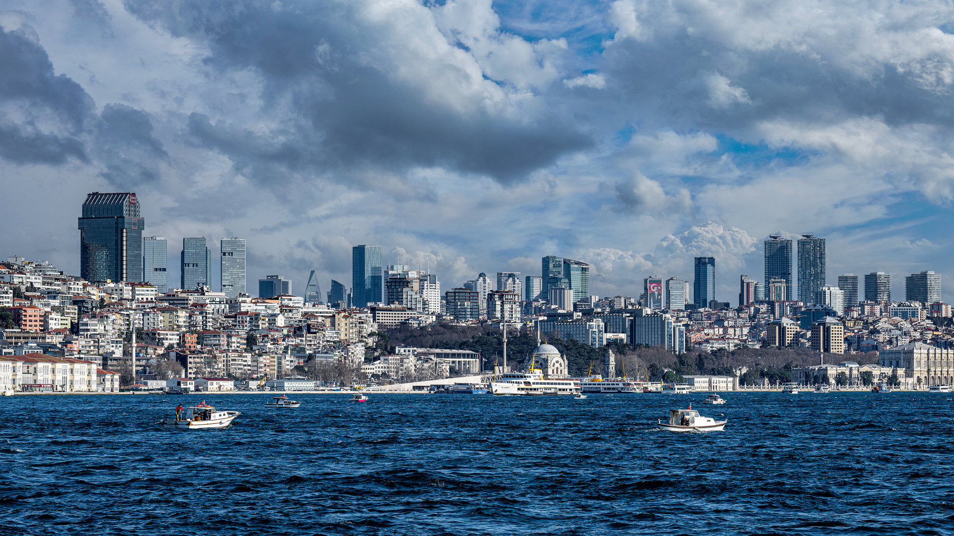 Istanbul Skyline 01