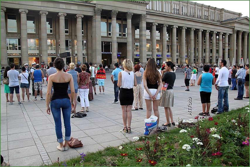 ISTANBUL STUTTGART Platz (1) 48 Stunden