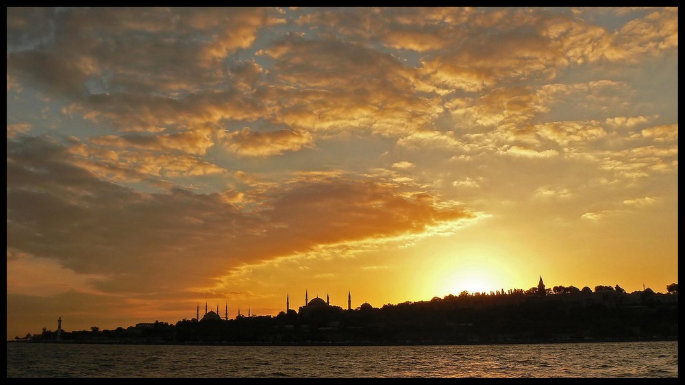 Istanbul Twilight