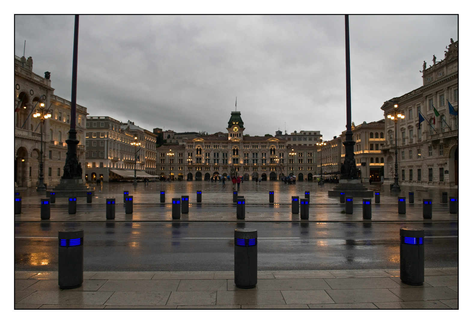 It is raining in Trieste 2/4