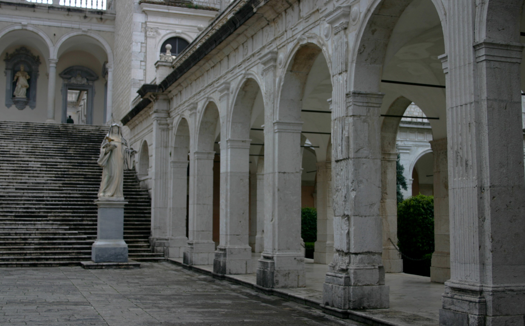 ITALIA-MONTE CASSINO- L'Entrée