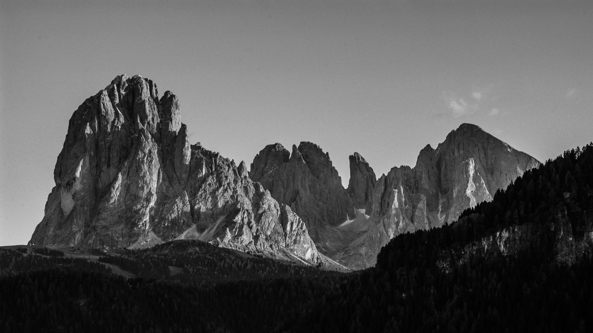 Italien 2010: Südtirol, Dolomiten, Langkofel und rechts Plattkofel