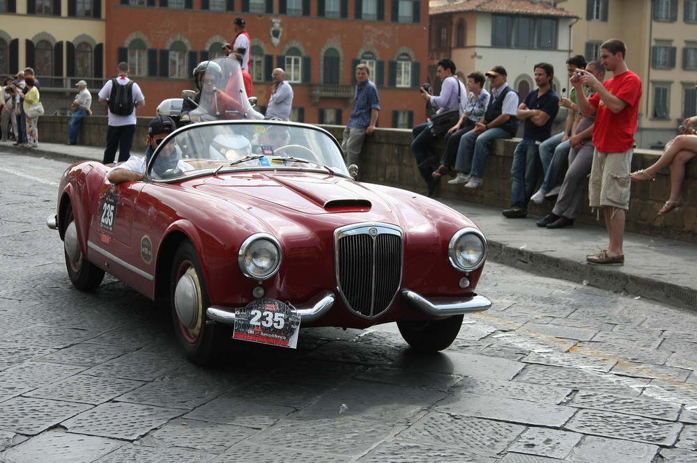 Italienische Blecharbeiten - Lancia