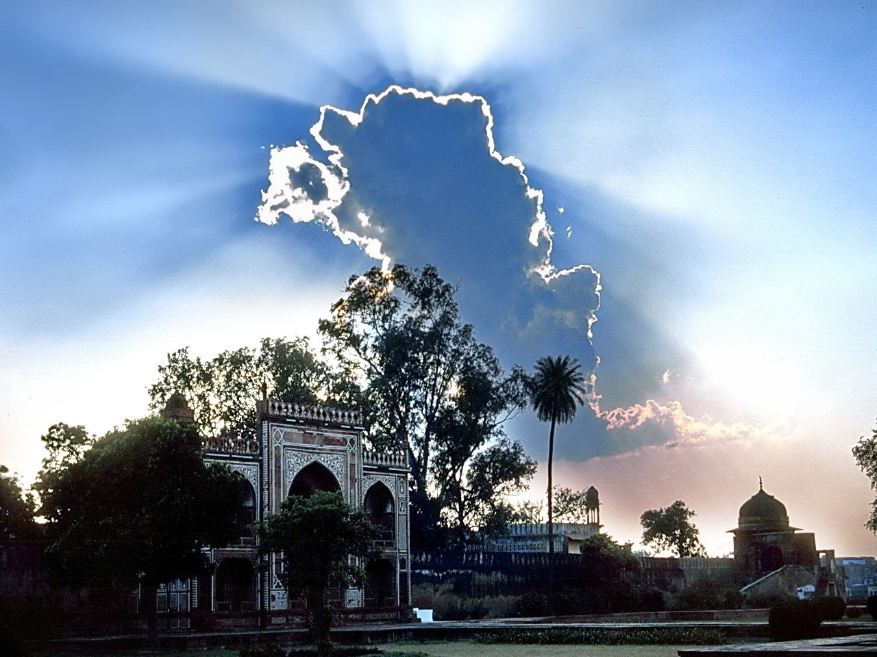 Itimad-ud-Daula-Mausoleum