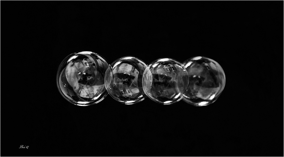 it's magic Foto & Bild stillleben, tabletop, bubbles Bilder auf