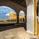 Izamal, Convento franciscano de San Antonio de Padua