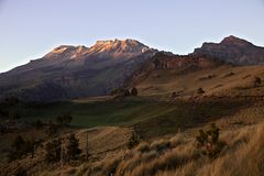 Iztaccíhuatl in der Abendsonne