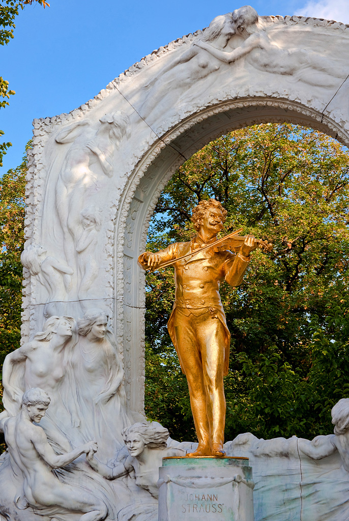 J. Strauss Denkmal Wien