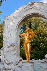 J. Strauss Denkmal Wien