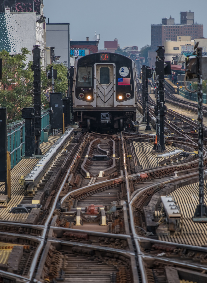 J Train Myrtle Avenue Station Foto & Bild north america, united
