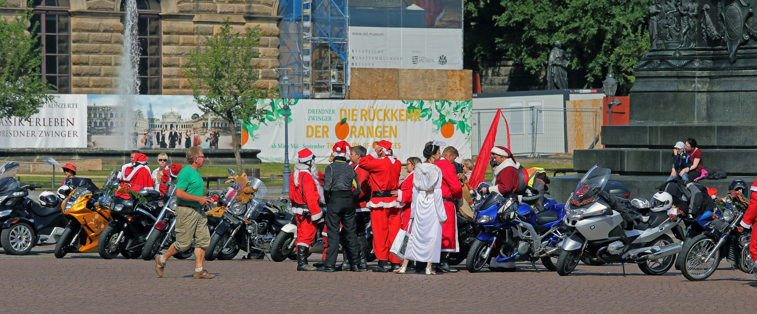 Ja ist denn heut schon Weihnachten...dachte ich wie auch andere...