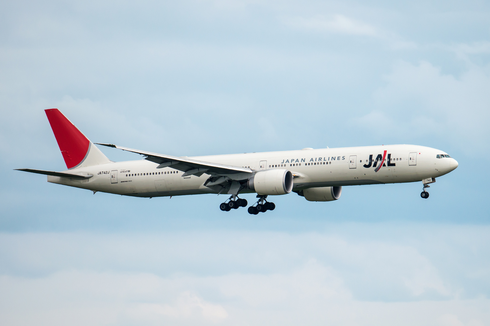 JA742J