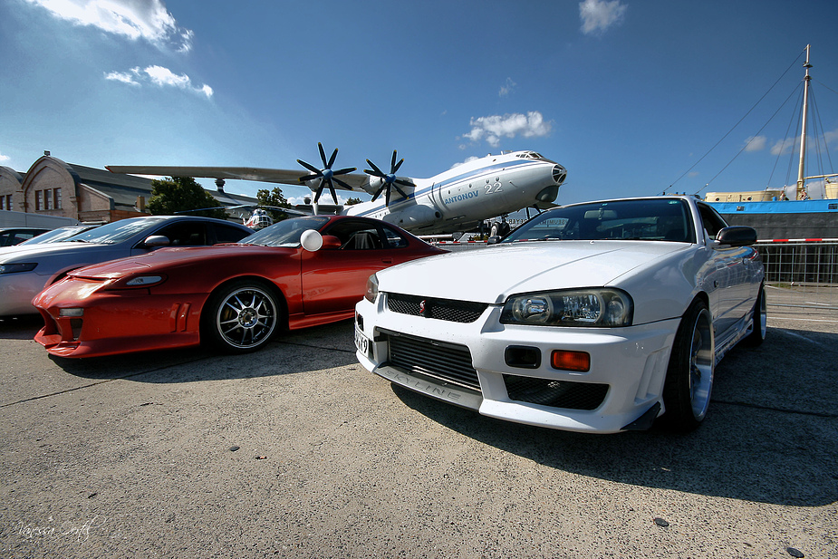 Jacatu III - Nissan Skyline and Antonov