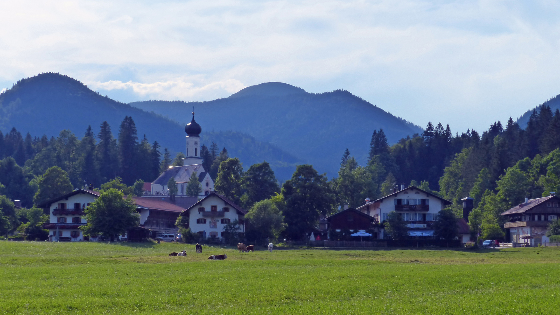 Jachenau, Zentrum